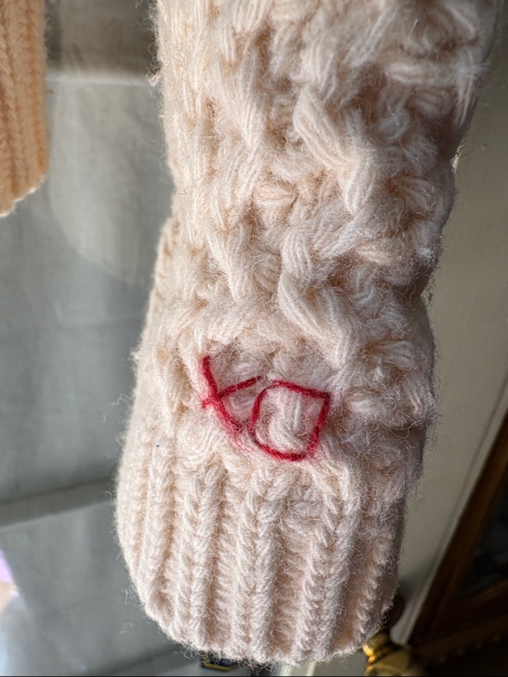 FRANCIS VALENTINE Chunky Cable Knit Button-Up Sweater Cardigan - Cream - Picture 7 of 17